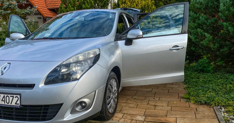 Renault Grand Scenic cena 21900 przebieg: 191730, rok produkcji 2011 z Wrocław małe 667